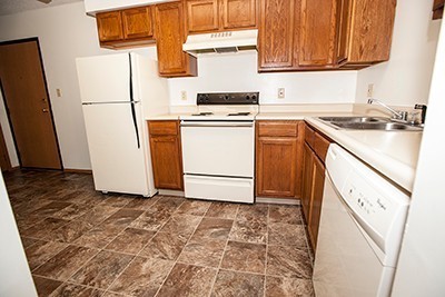 Centennial Place Apartments - Photo 5 of 11