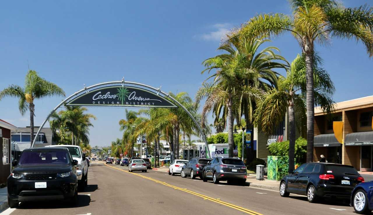 305 South Sierra Avenue #3 - Photo 4 of 45