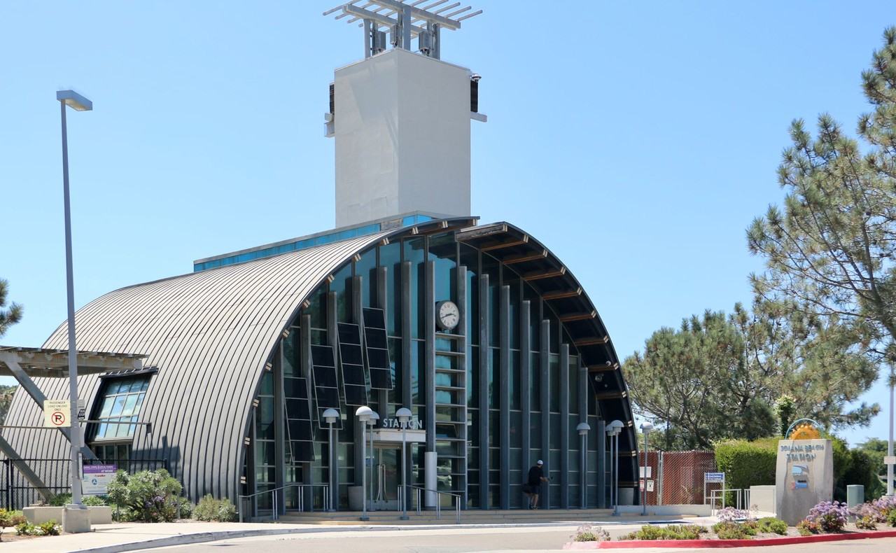 305 South Sierra Avenue #3 - Photo 7 of 45