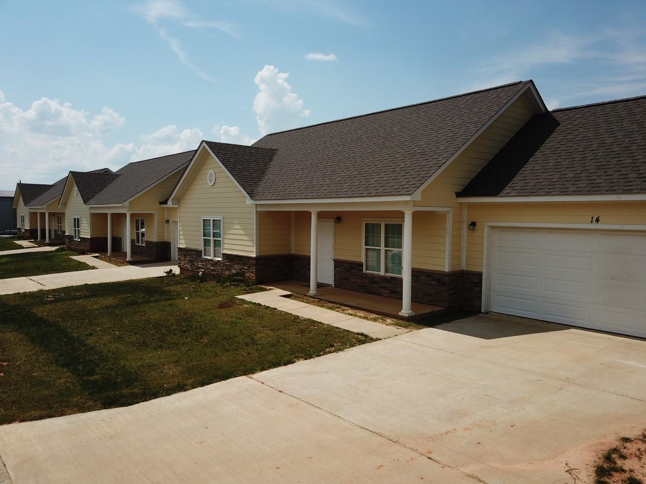 736 Old Boston Rd #1 - Photo 5 of 14