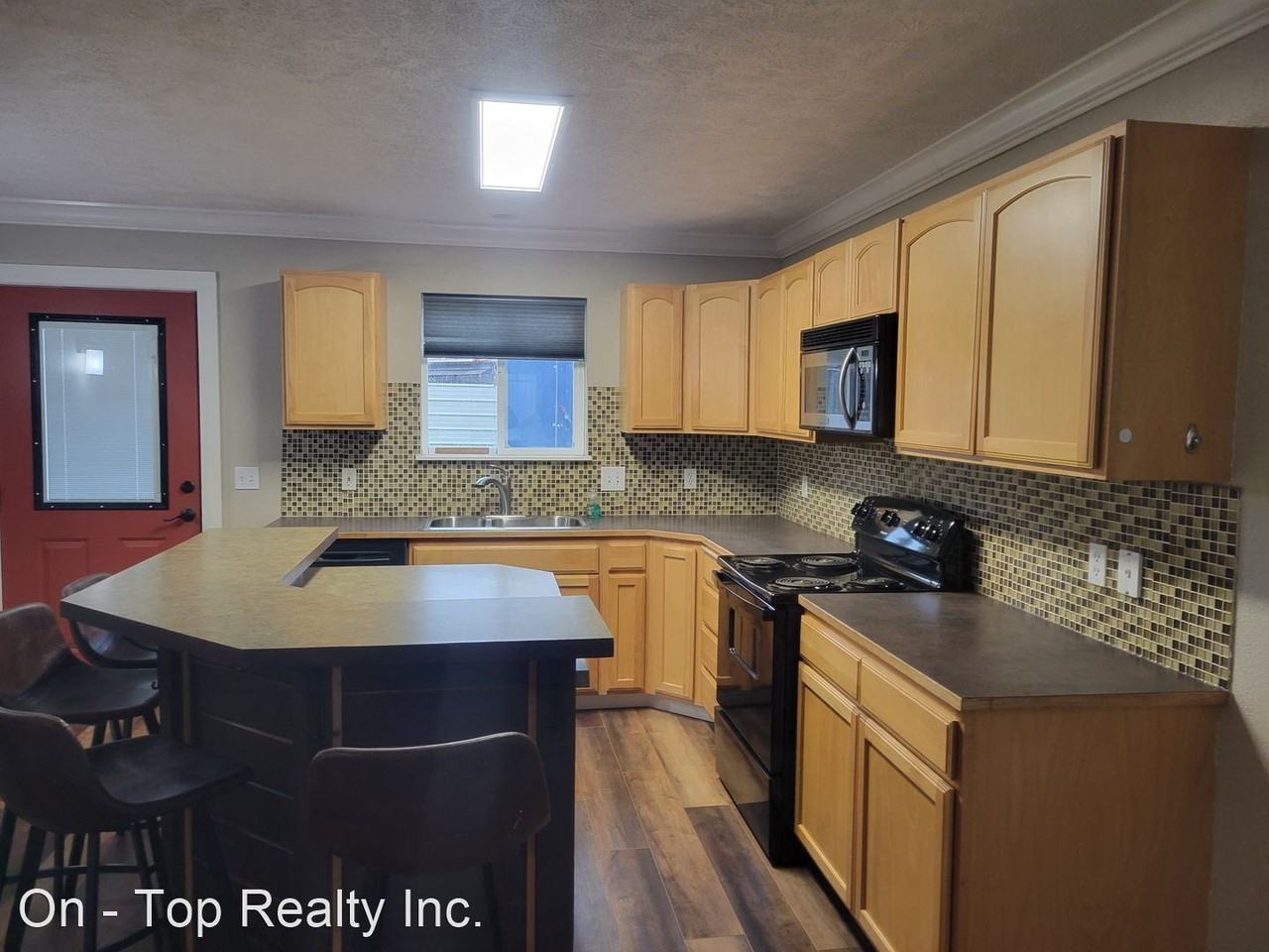 611 S State Ave - Photo 2 of 18