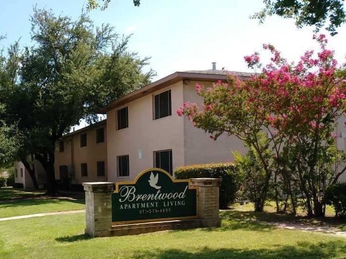 Brentwood Apartments 821 821 & 831 S. Nursery Rd., Irving, TX 75060