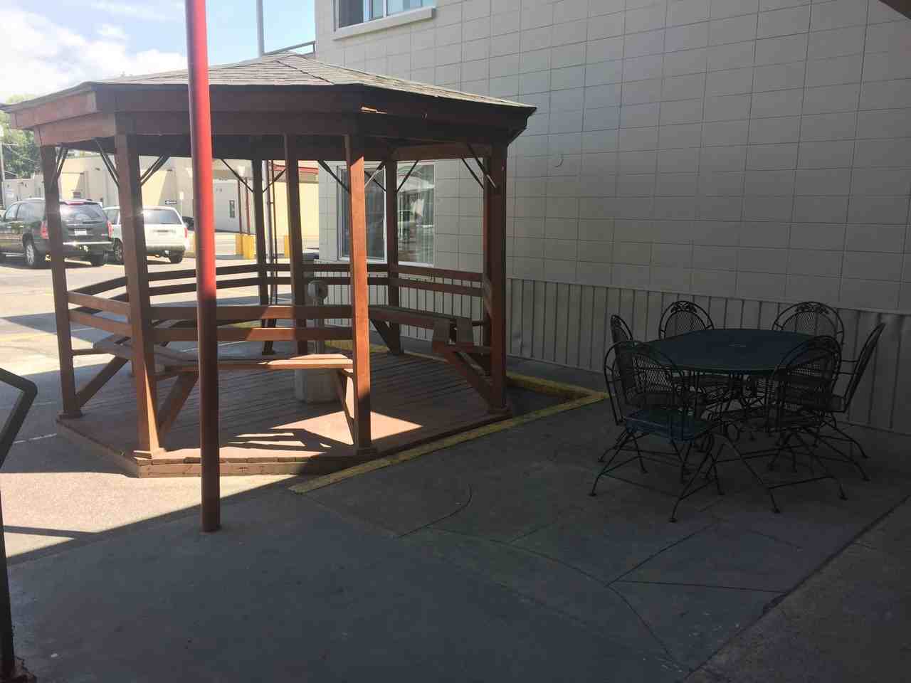 Fully furnished apartments in downtown Idaho Falls! (Idaho Falls) - Photo 6 of 8