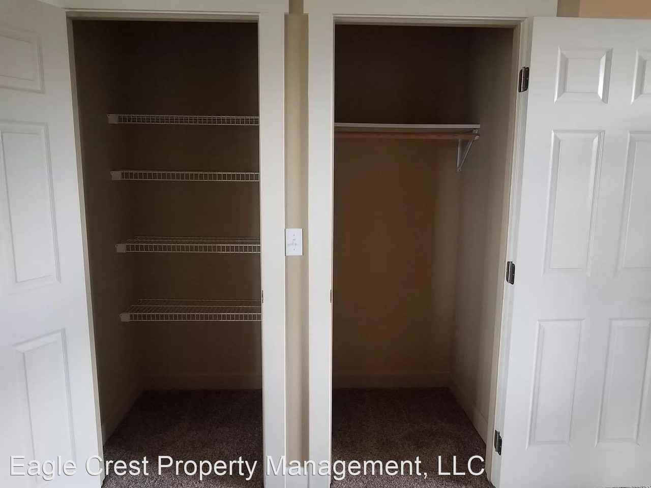 Rodeo Loop Condos - Photo 3 of 11