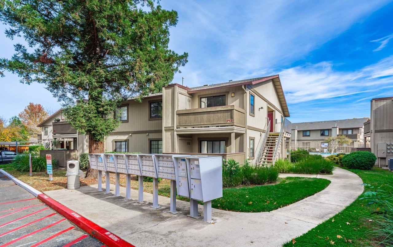 River Oaks Apartments - Photo 7 of 50