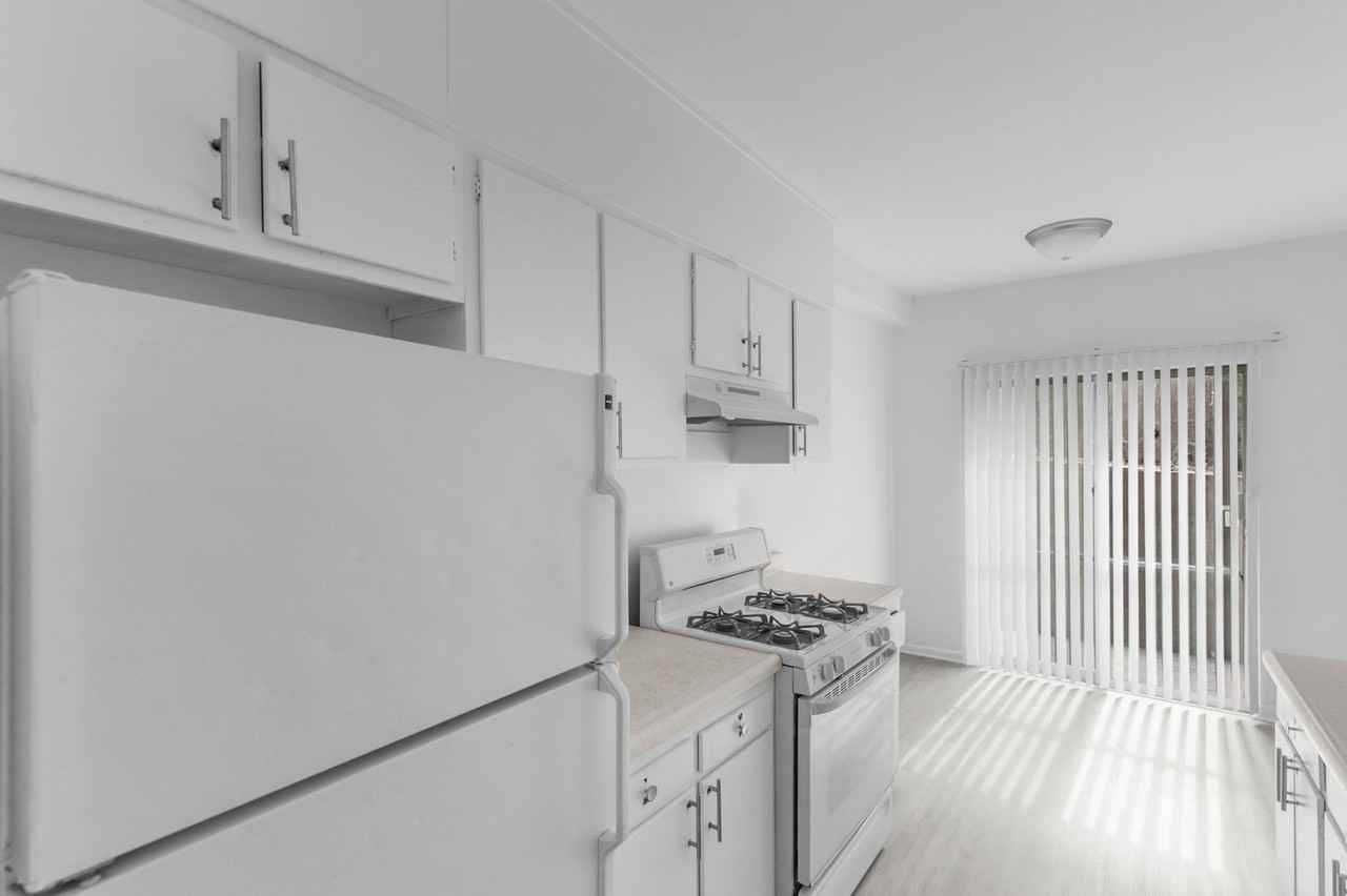 Oakmont Apartments - Photo 2 of 18