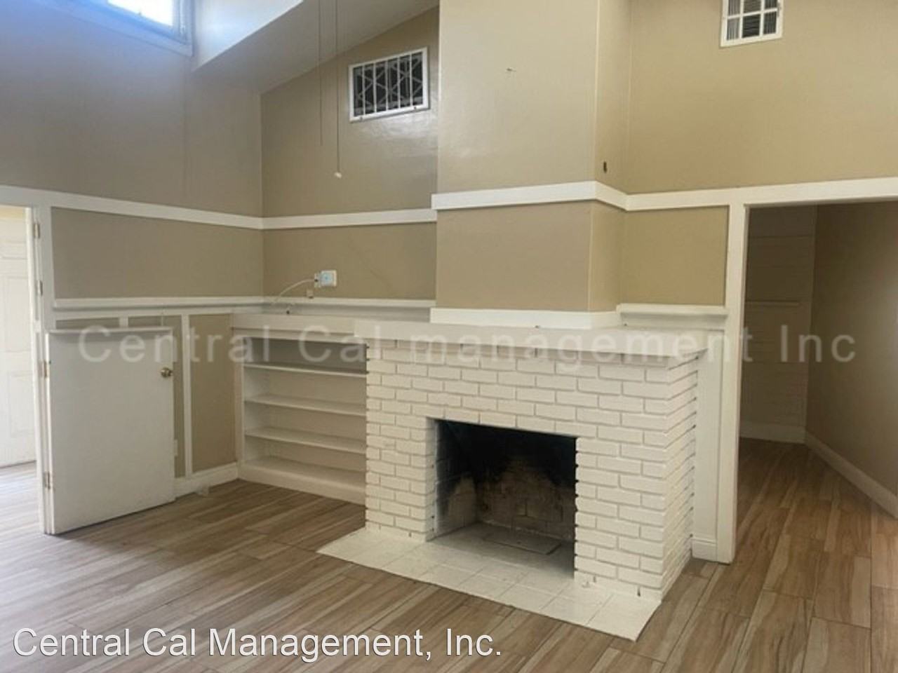 2225 D St - Photo 3 of 19