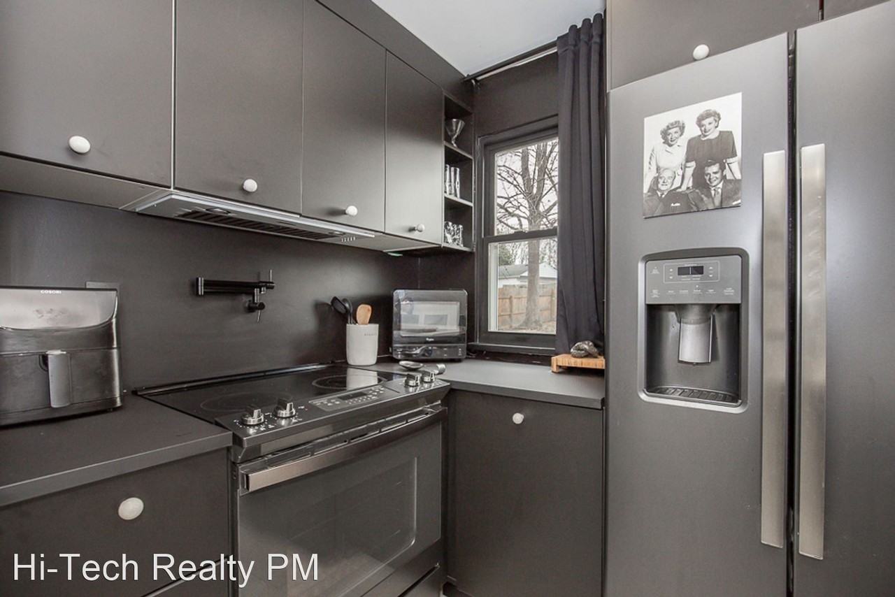 18611 Golf View Dr - Photo 2 of 35