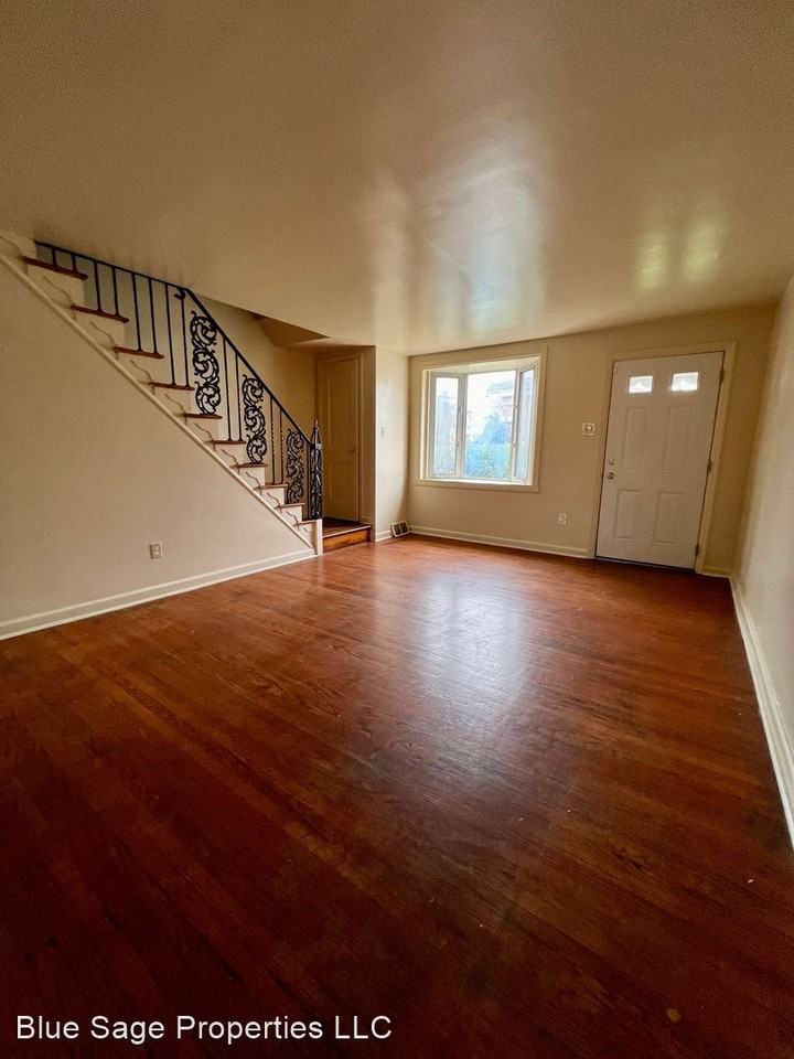 208 Tribet Pl - Photo 3 of 17