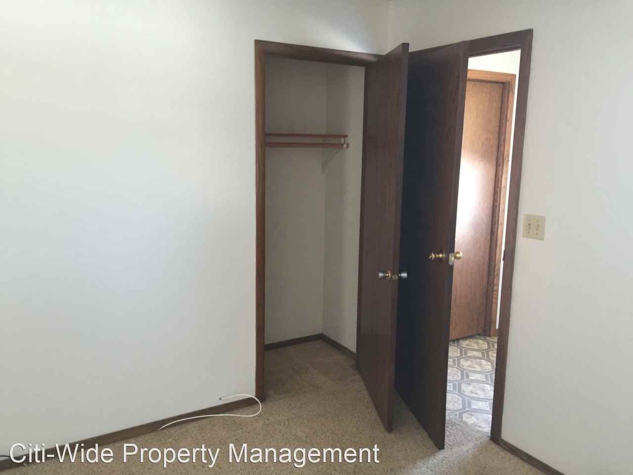 422428 8th Ave NE Apartments 422 8th Ave Ne, Watertown, SD 57201