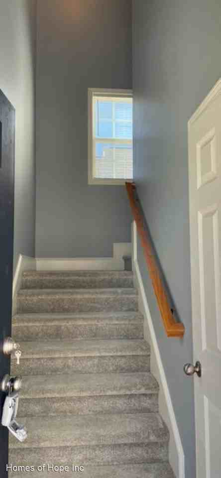 5B Kingsview St - Photo 3 of 18