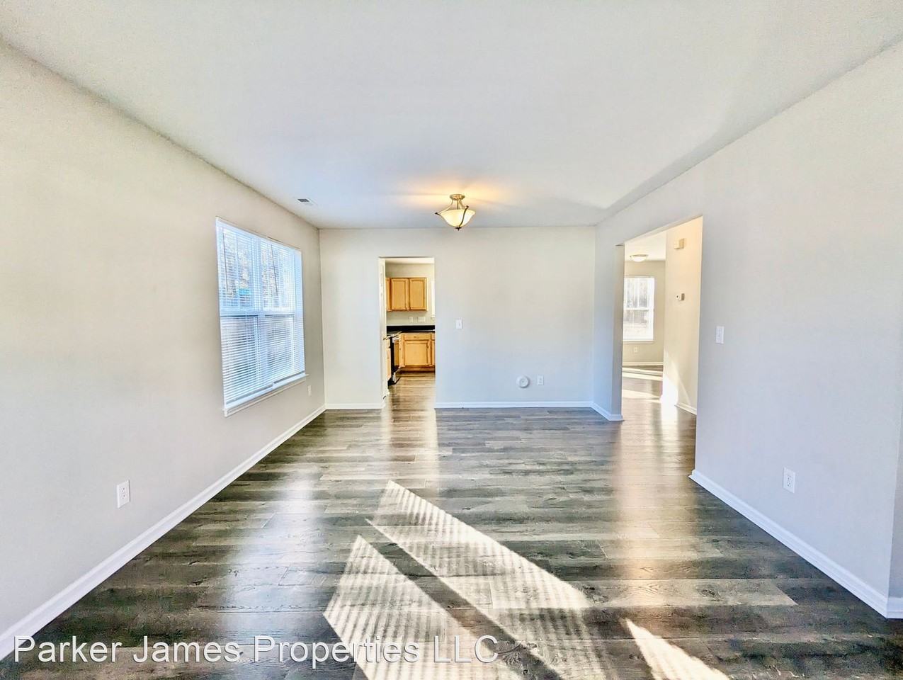 113 Brandi Dr - Photo 3 of 32