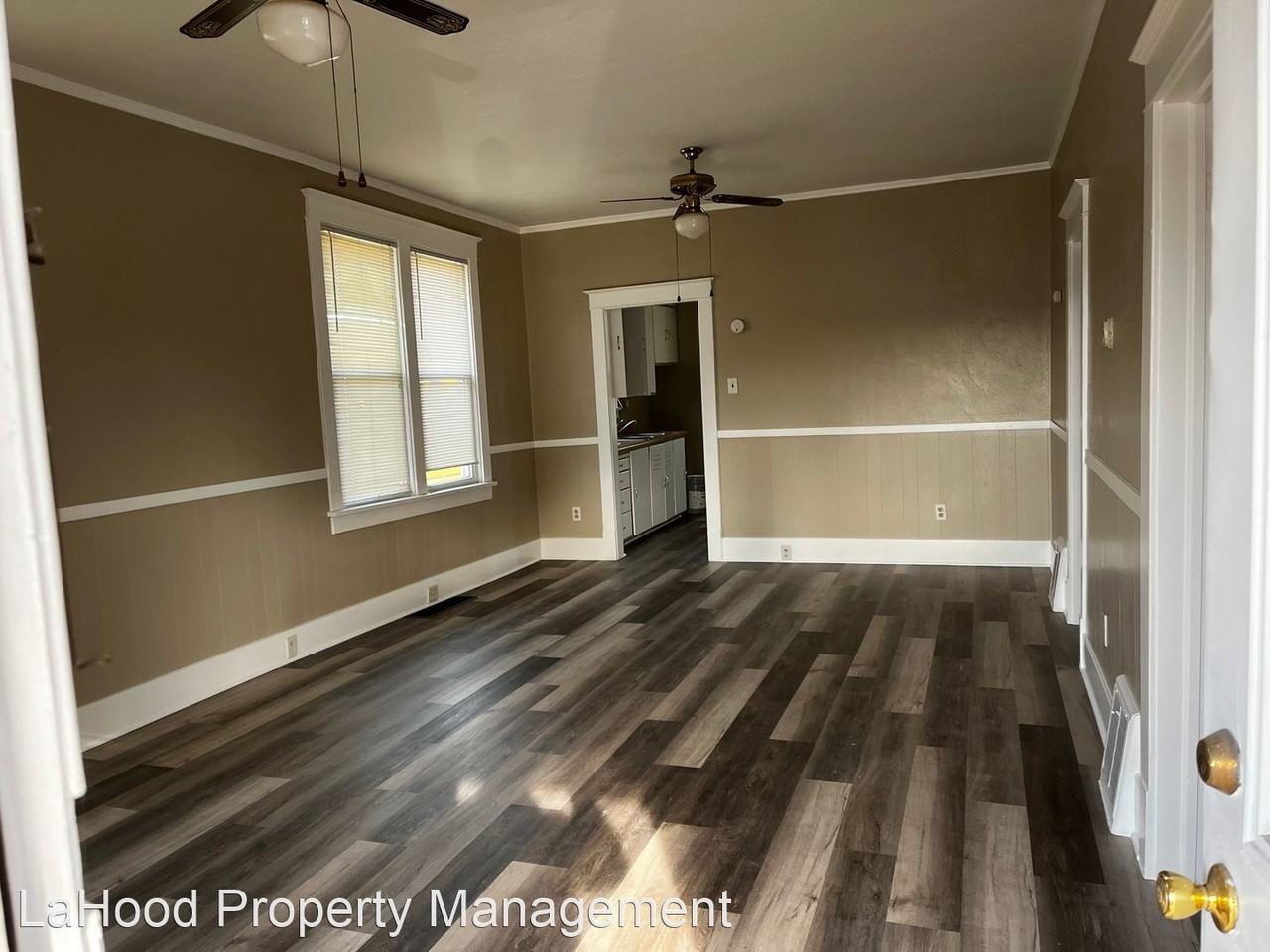 207 Collier Ave - Photo 3 of 10