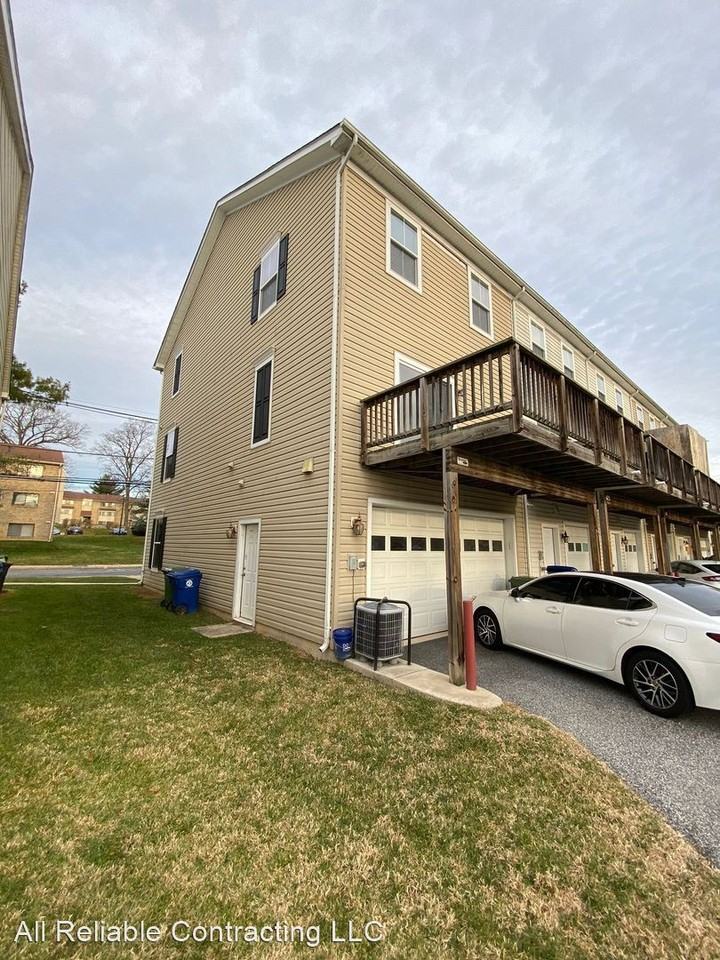 3609 7 Mile Ln - Photo 2 of 30