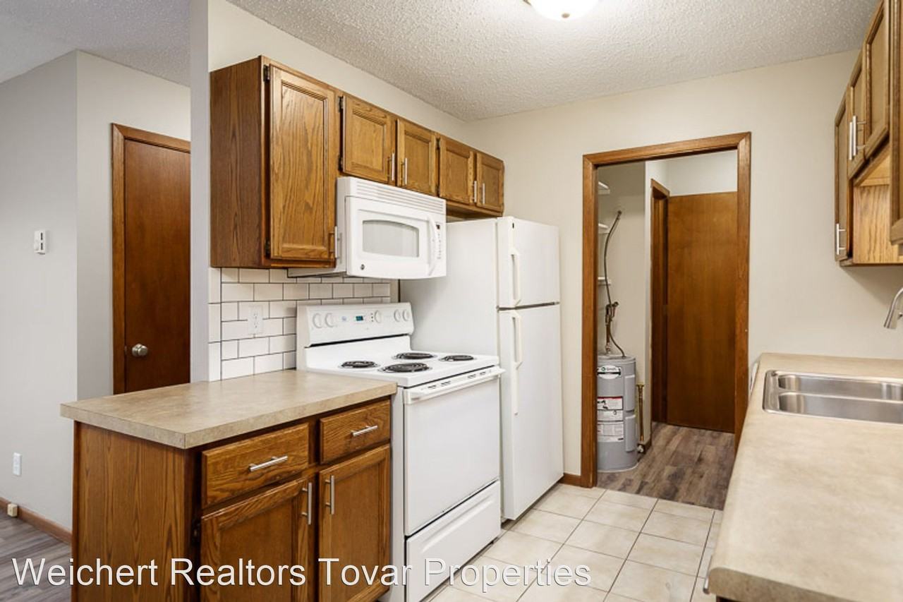 5633 Whispering Way - Photo 2 of 11