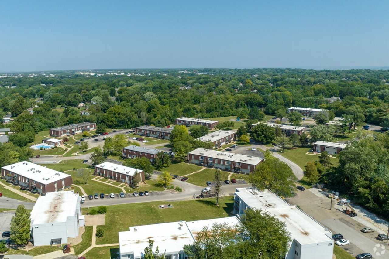 The Village on University - Photo 7 of 50