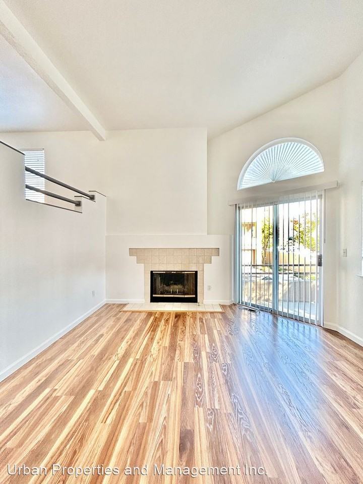 124 Cityhomes Ln - Photo 3 of 25