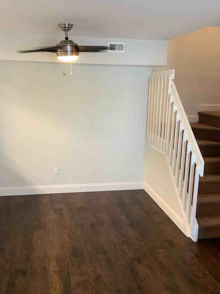 6890 Southgate Blvd - Photo 5 of 50