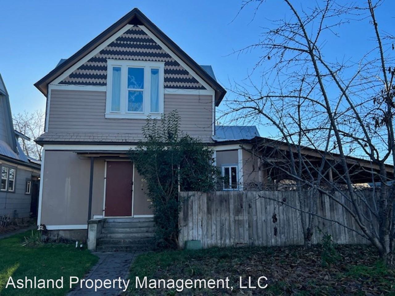 441 N Grape St Apartments in Medford, OR 97501 Zumper