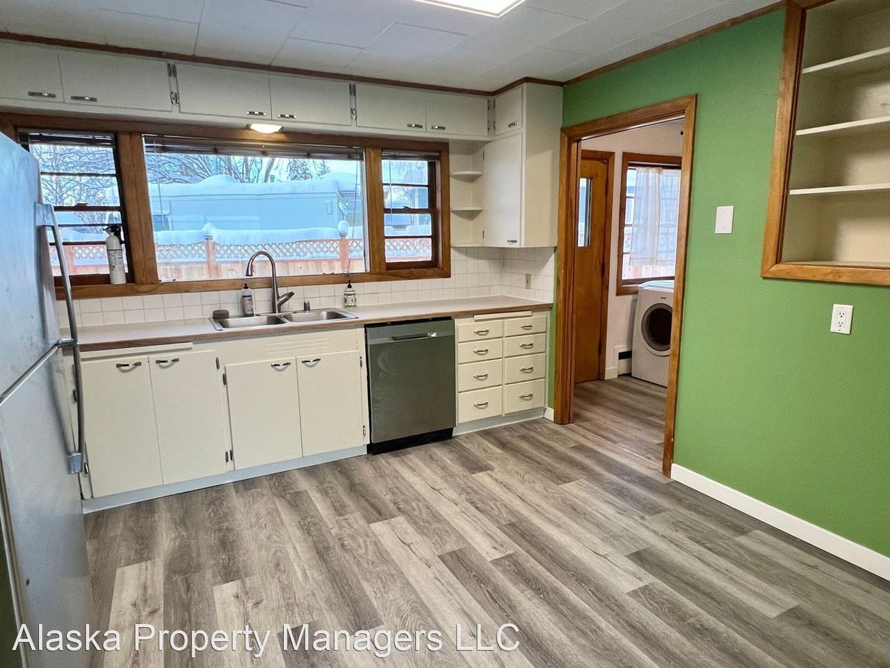 4000 Taft Dr - Photo 2 of 14