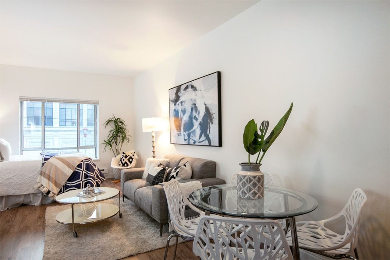 Mayn Suites - Photo 2 of 32