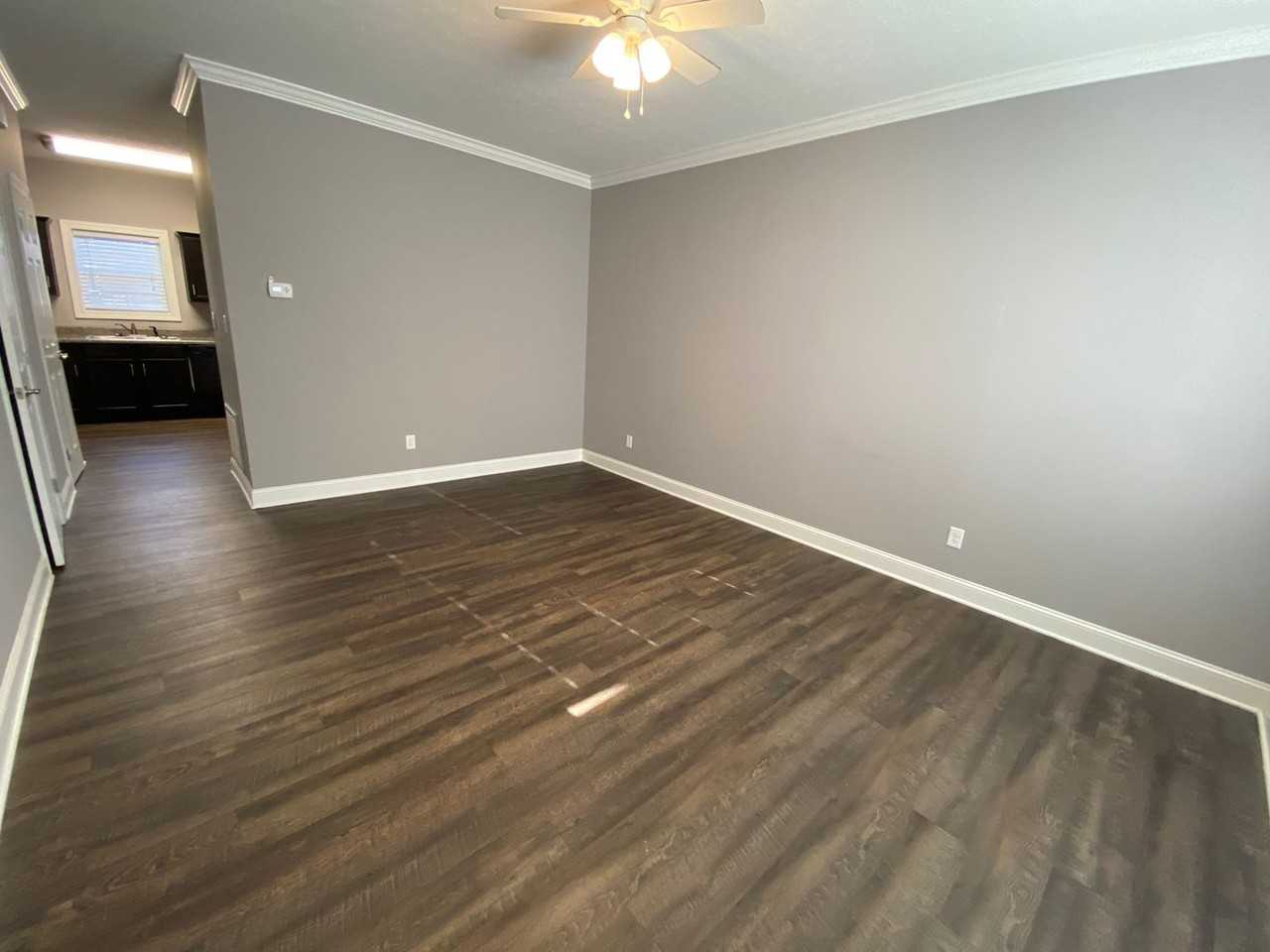 Stillwater Place Apartments - Photo 3 of 10