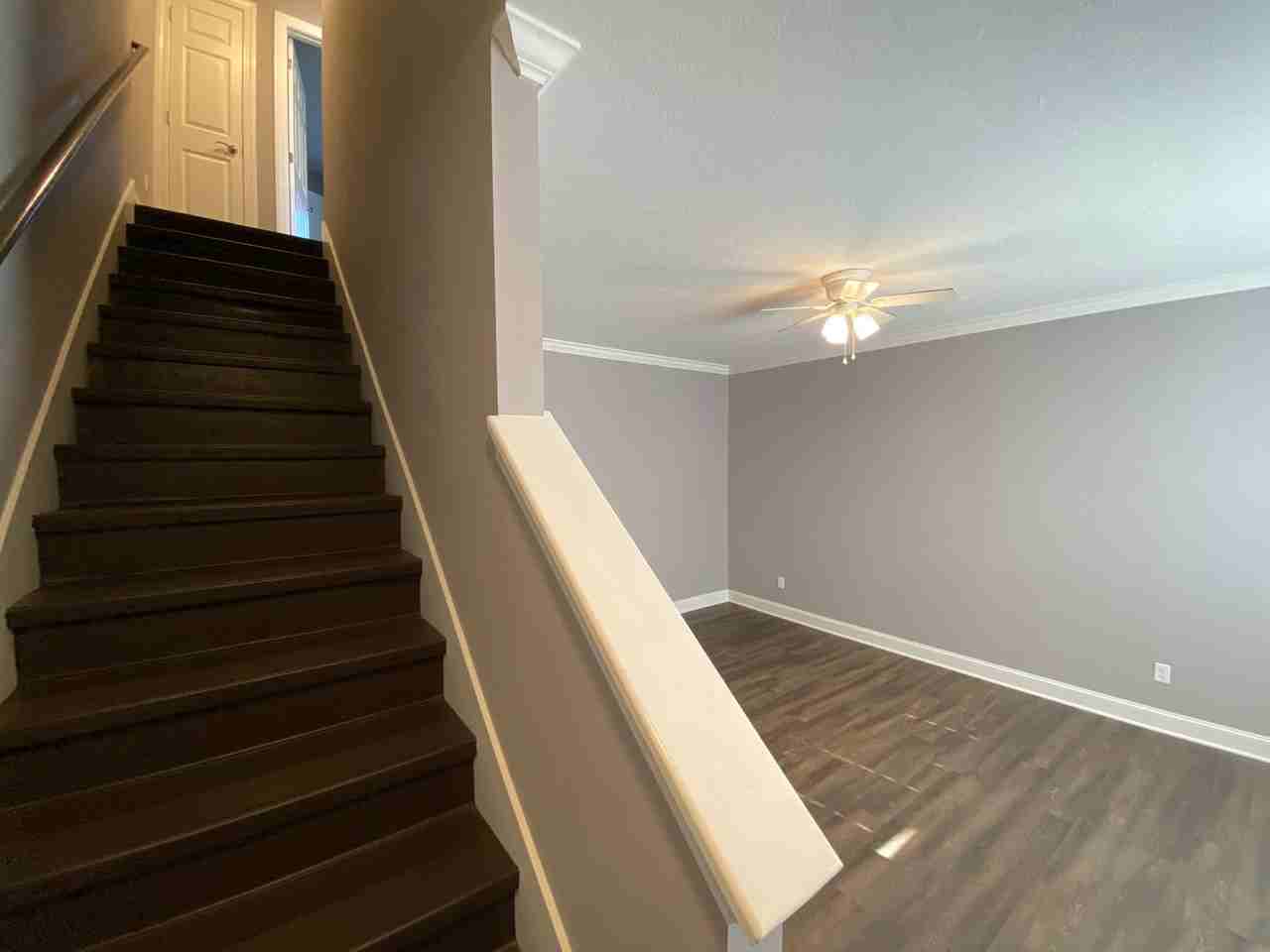 Stillwater Place Apartments - Photo 4 of 10