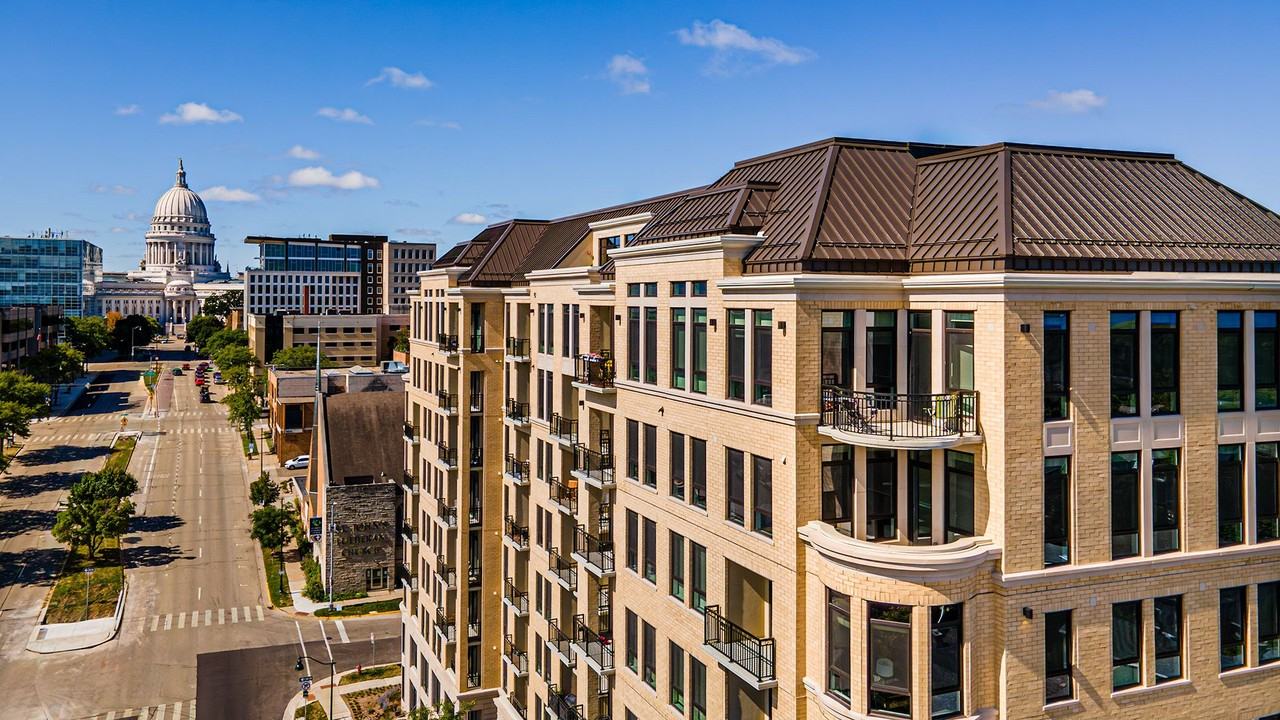 The Continental - Photo 4 of 34