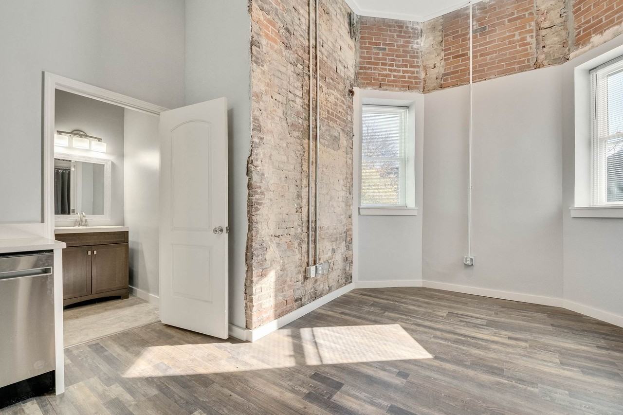 Eight59 Flats - Photo 6 of 27