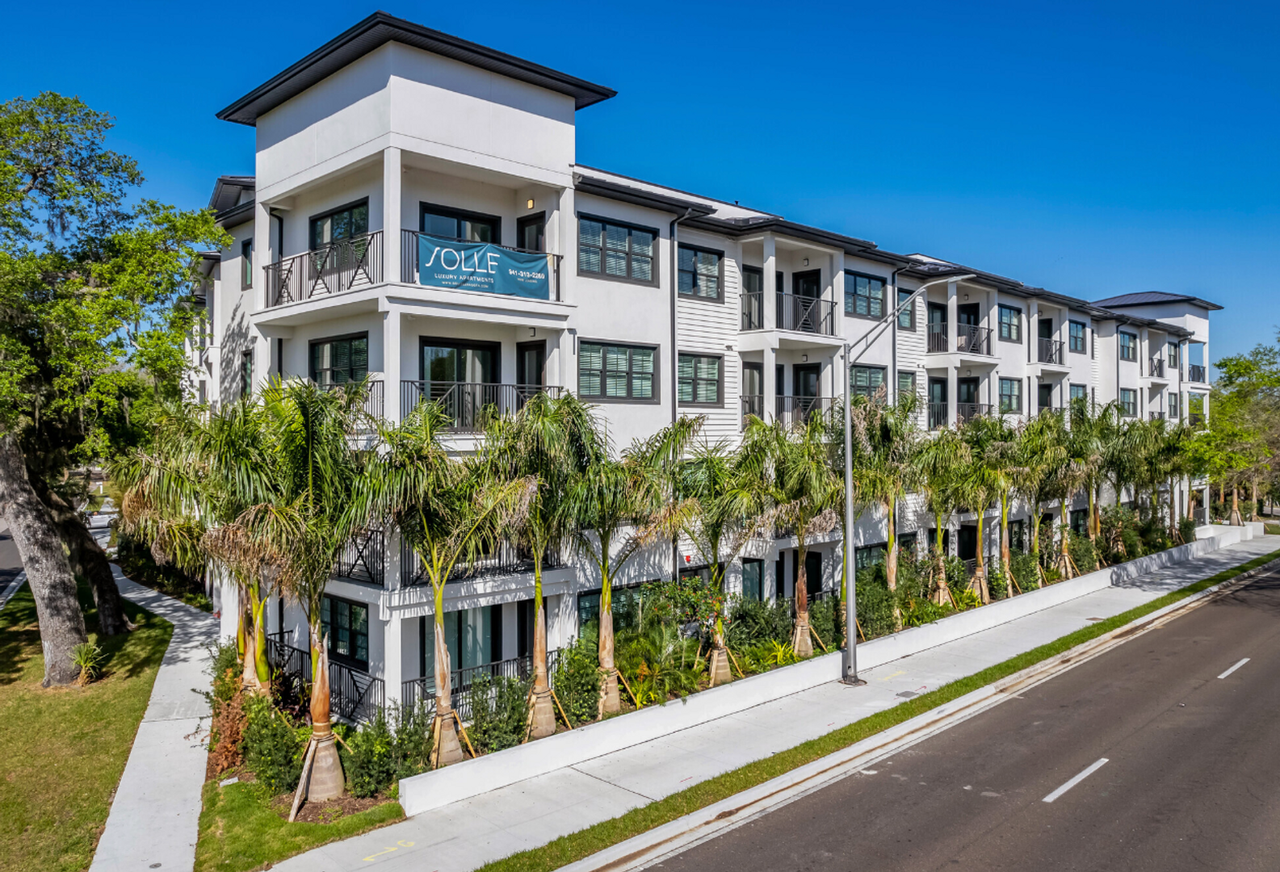 Solle Apartments - Photo 2 of 50