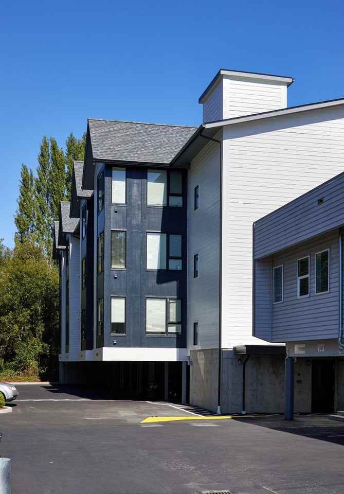 The Easterly - Photo 4 of 25