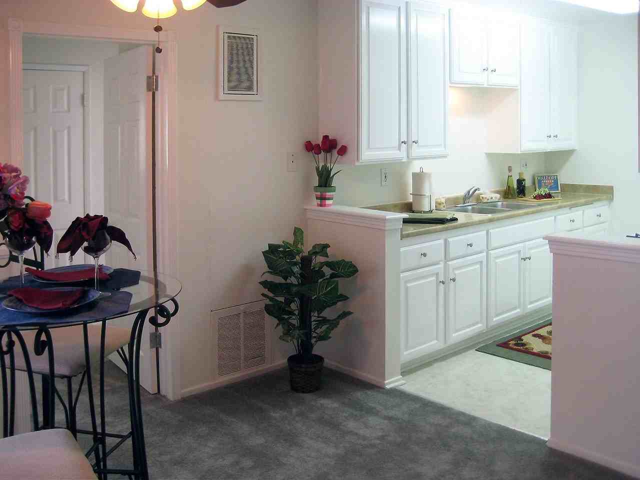 Park Montair Apartments - Photo 4 of 25