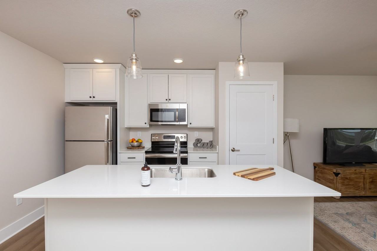 Northpointe Townhomes - Photo 3 of 42