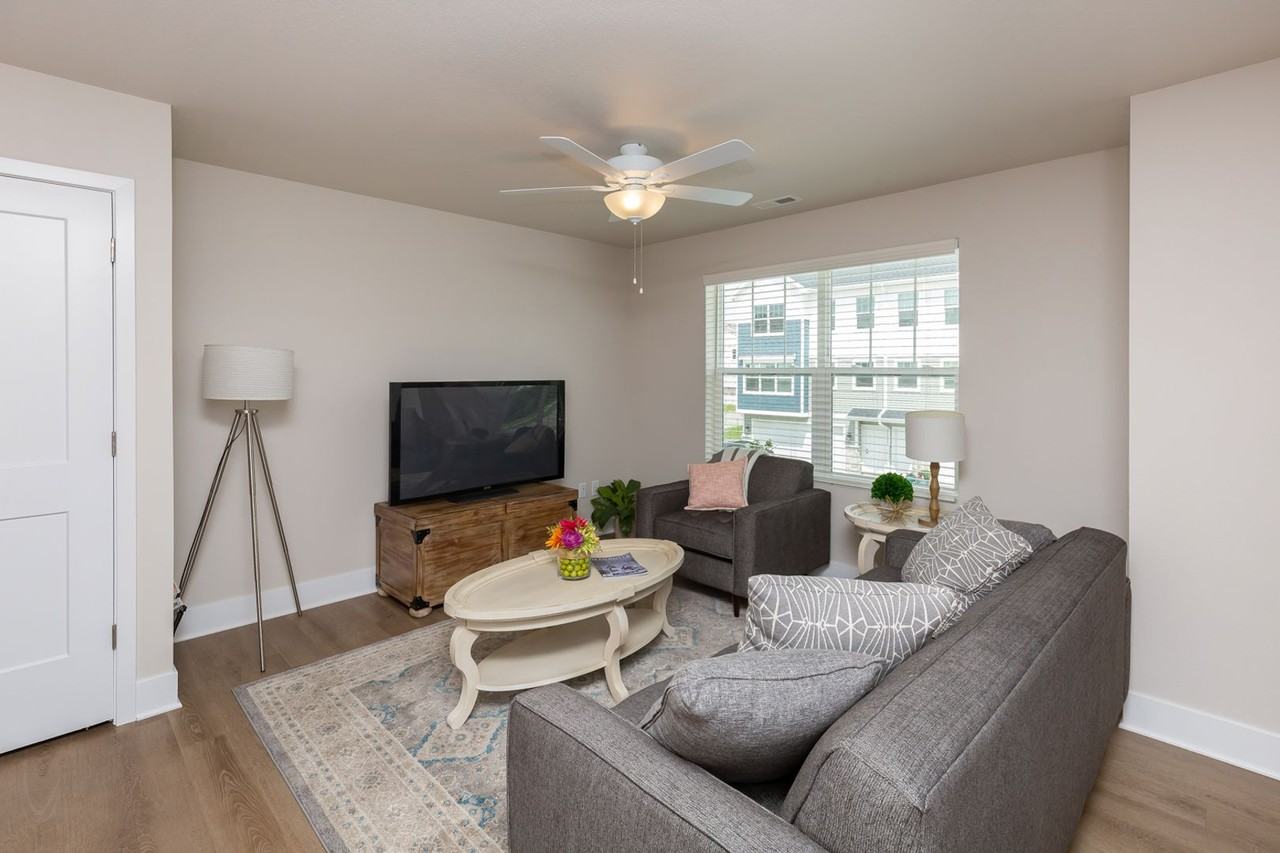 Northpointe Townhomes - Photo 5 of 43