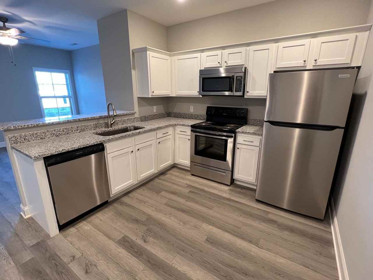 Hillview Flats - Photo 3 of 9