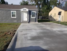 206 W Dewey Ave - Photo 1 of 1