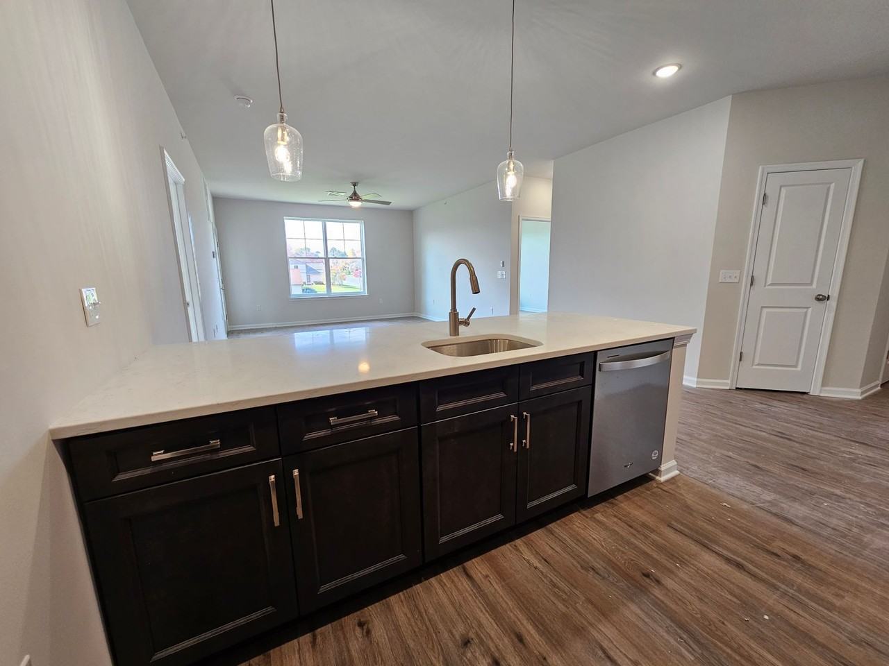 430 Cambria St #208 - Photo 3 of 22