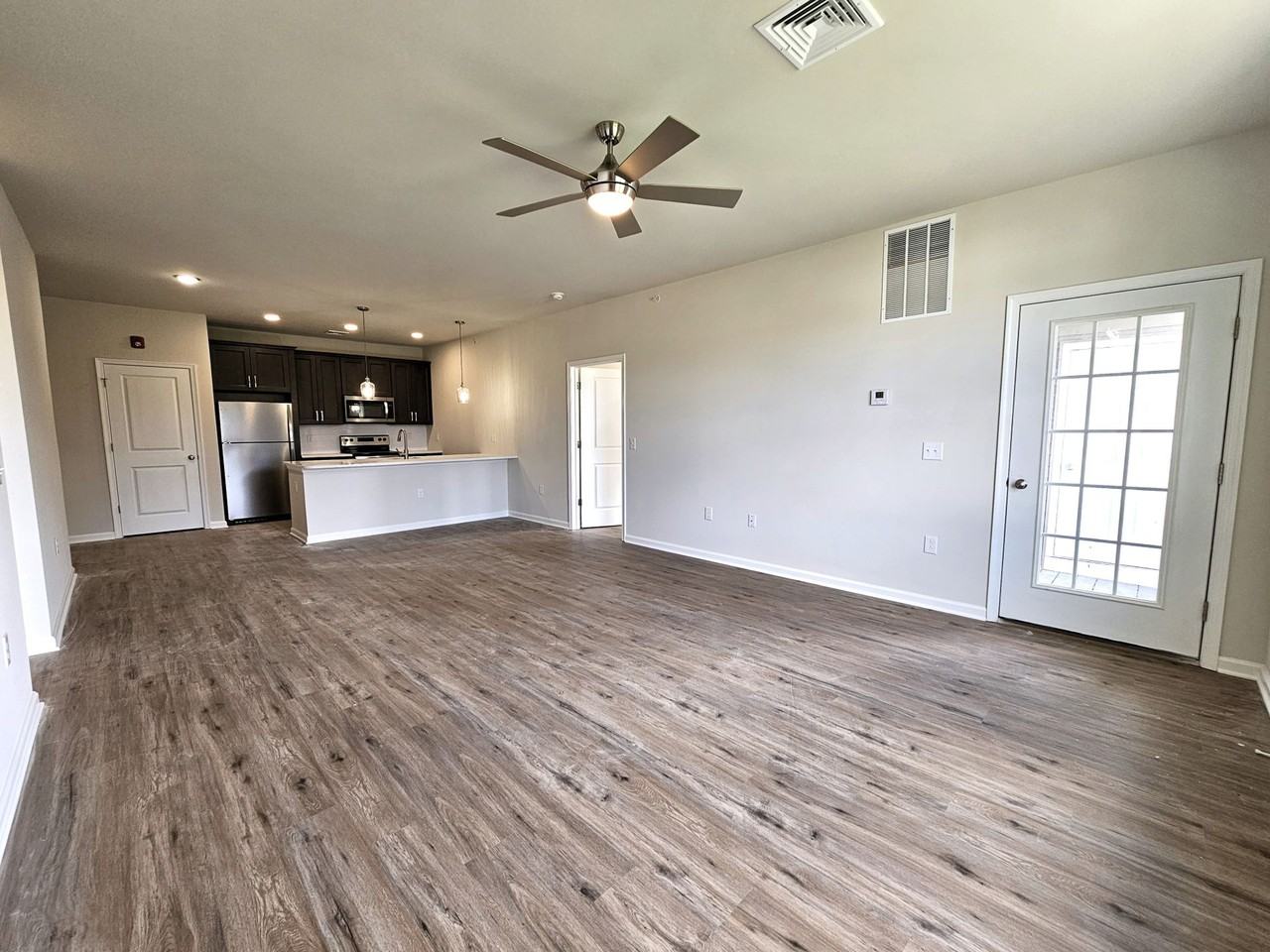 430 Cambria St #208 - Photo 4 of 22