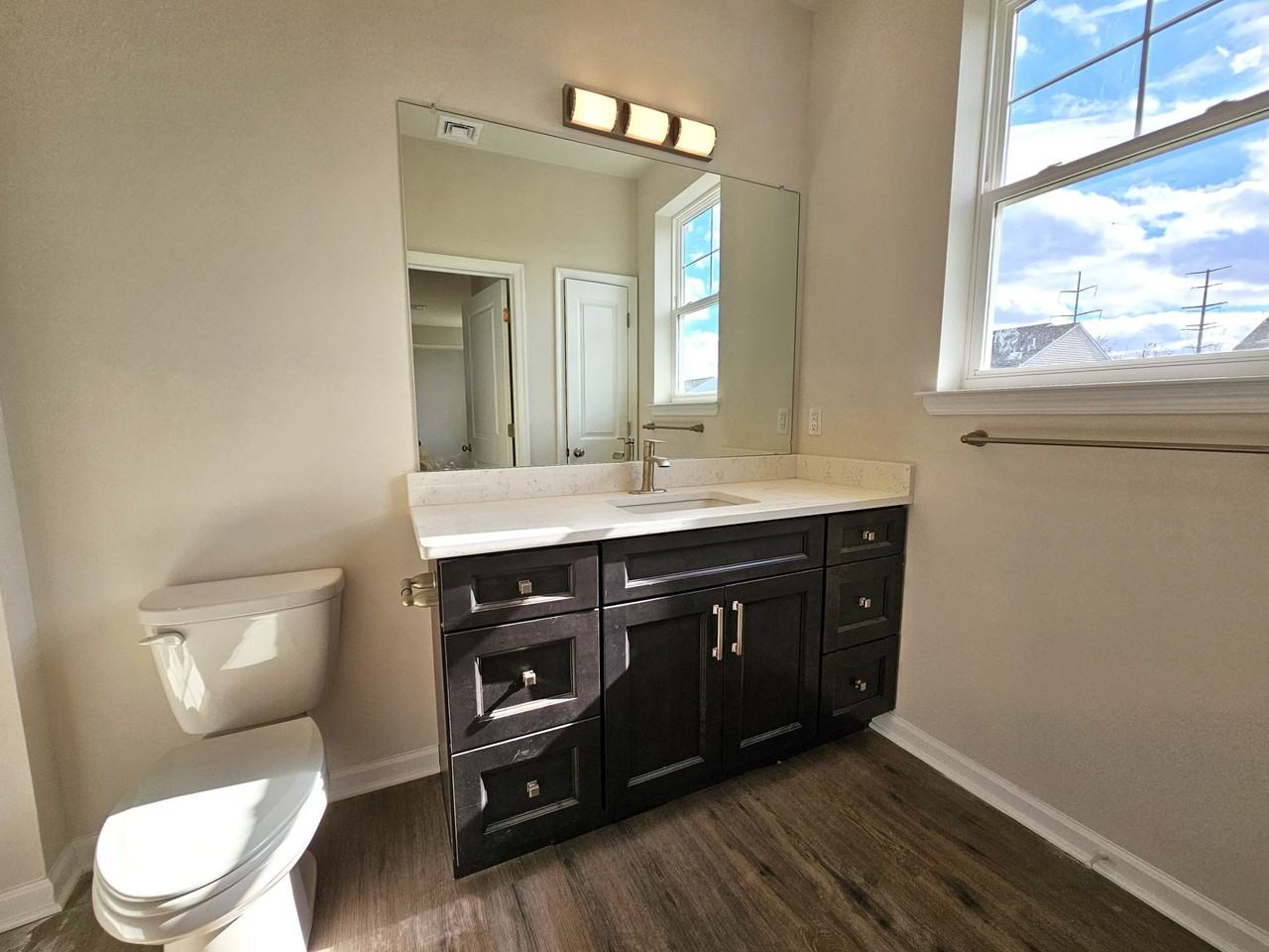 430 Cambria St #208 - Photo 5 of 22