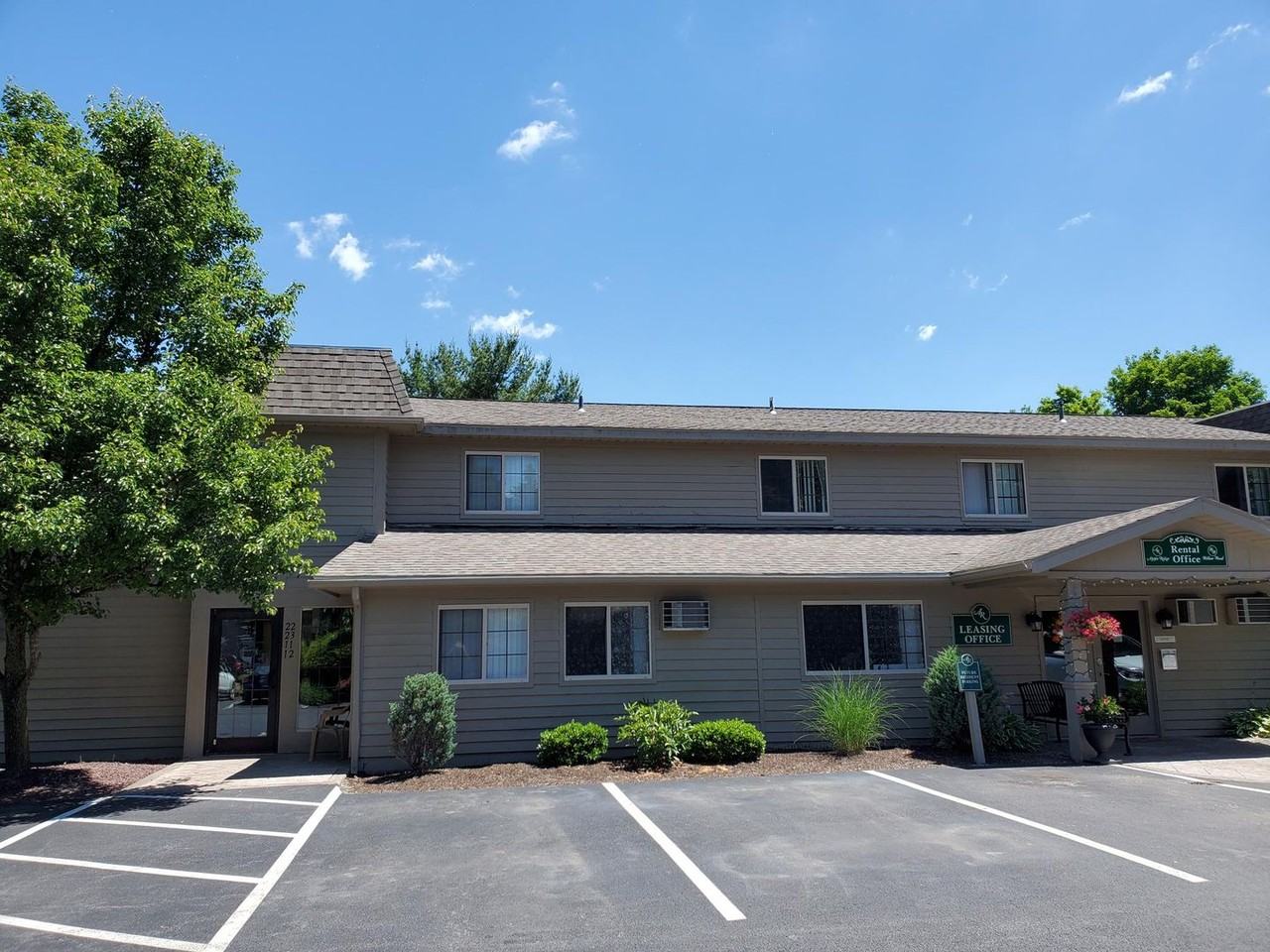 Apple Ridge Apartment Homes - Photo 2 of 9