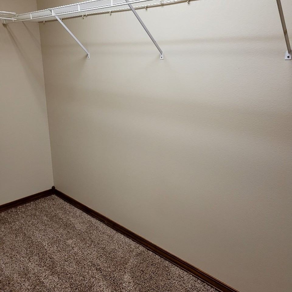 Park West II - Photo 5 of 9