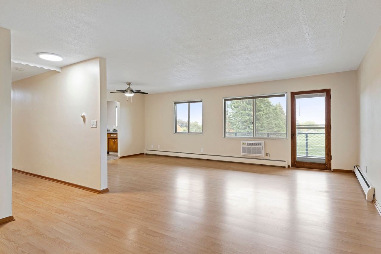 Imperial Heights Apartments - Photo 2 of 50