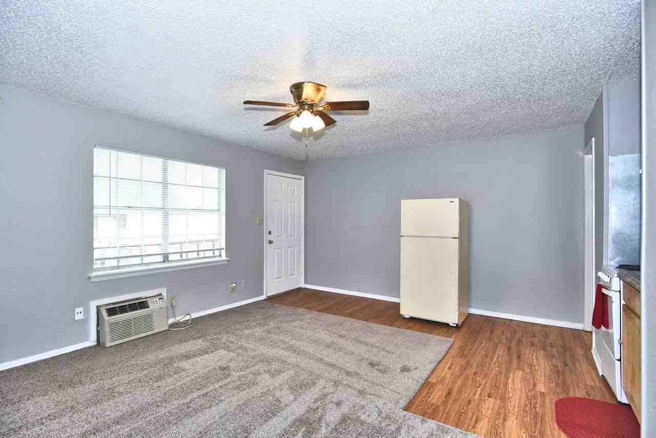 South Point Apartments - Photo 3 of 13