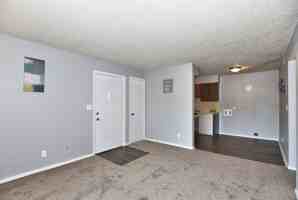 featured image of 200 N Country Club Rd