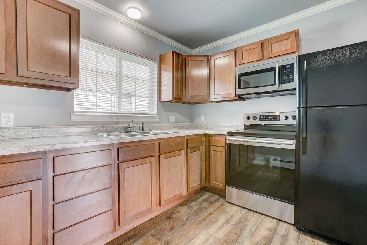 Washington Square - Photo 5 of 9