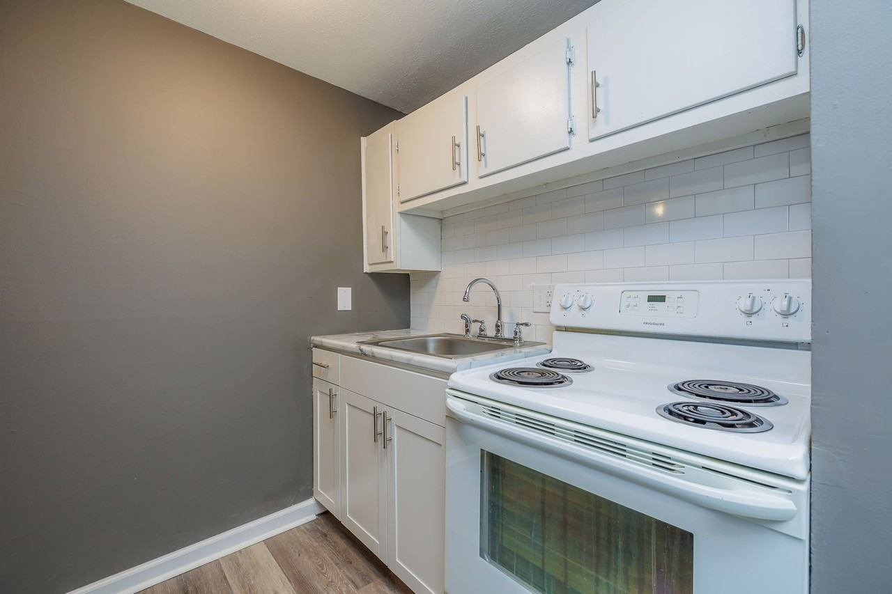 163 E Bridge St #307 - Photo 3 of 30