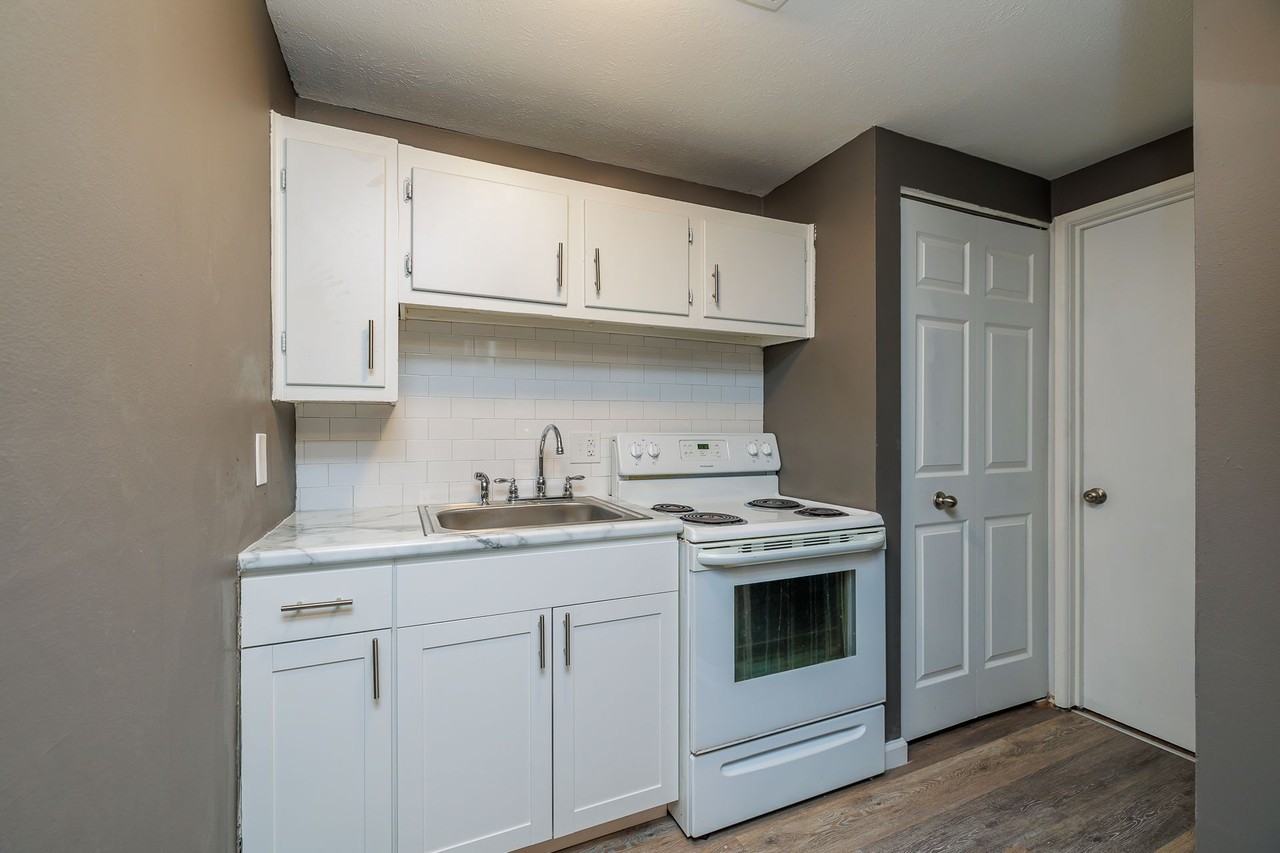 163 E Bridge St #307 - Photo 4 of 30