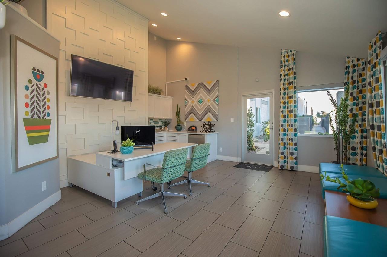 Arcadia Walk - Photo 2 of 19