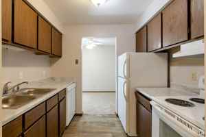featured image of 935 W Loire Ct