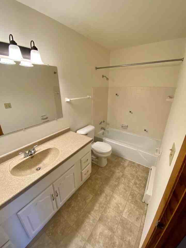 Reid Terrace - Photo 7 of 23